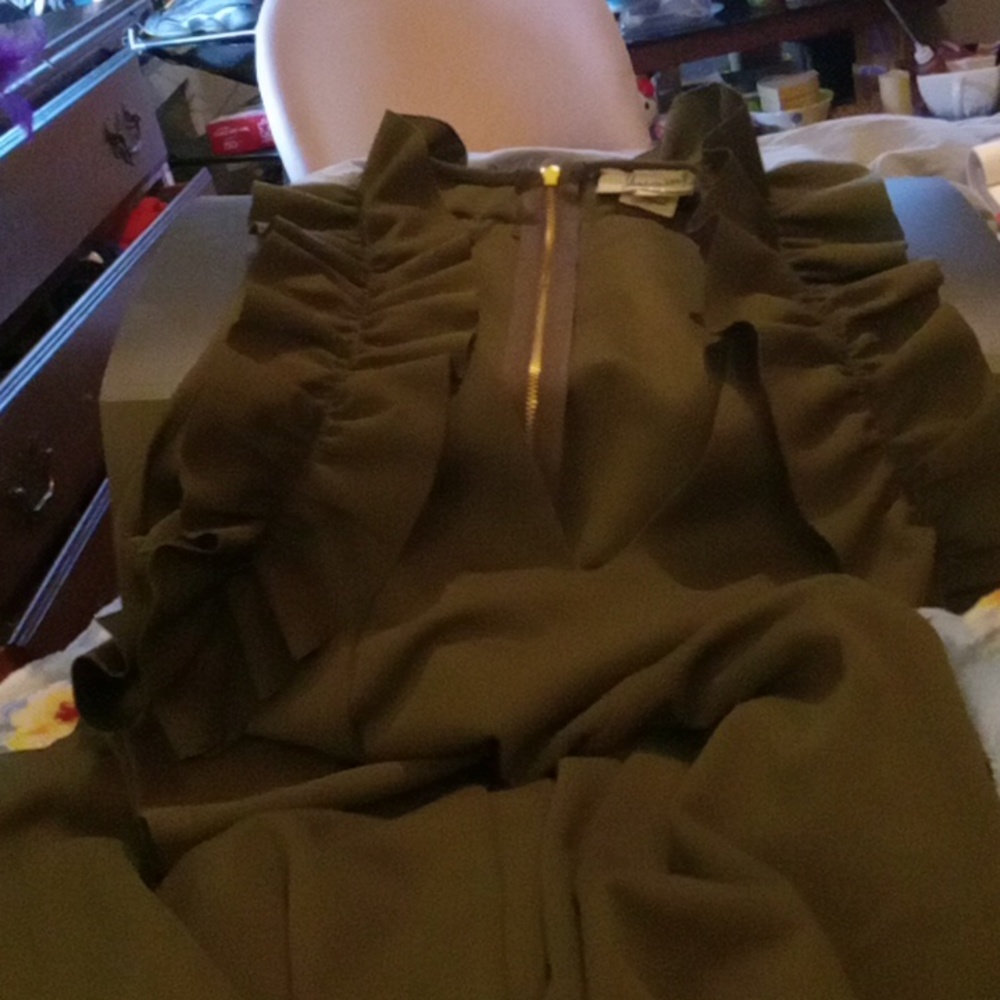 A dark monograine jumper the sleeveless long legs zipper Backruffletop
